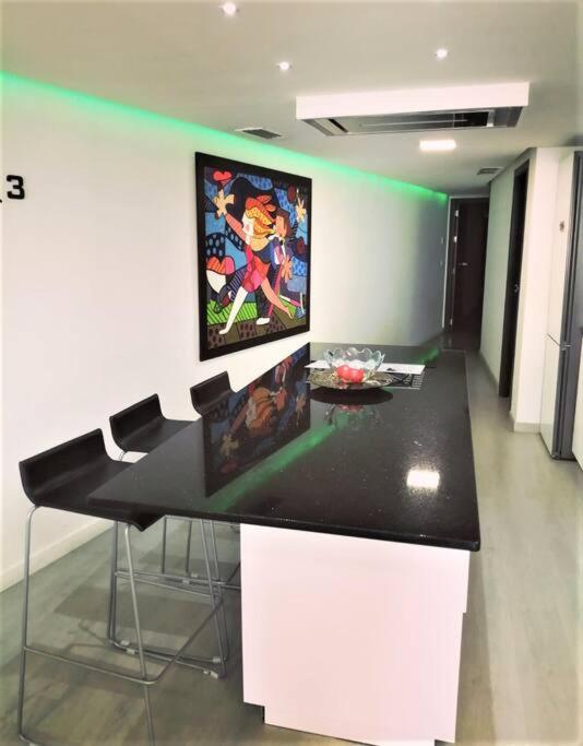 Apartamento Centro Rambla Alicante A Ngoại thất bức ảnh