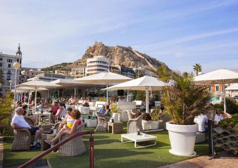Apartamento Centro Rambla Alicante A Ngoại thất bức ảnh