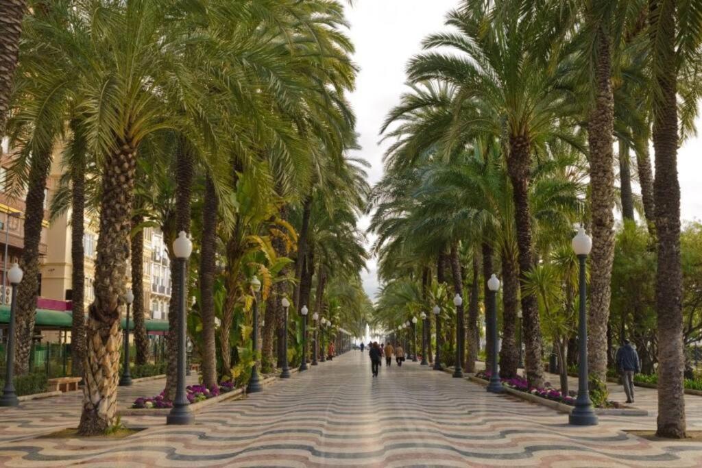 Apartamento Centro Rambla Alicante A Ngoại thất bức ảnh